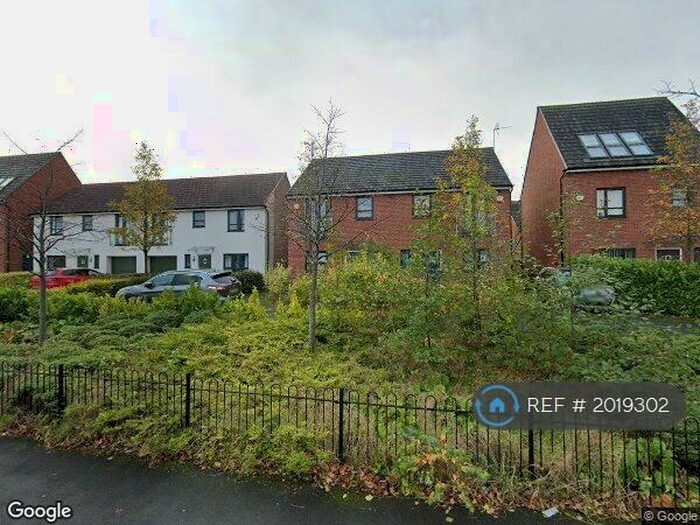 3 Bedroom Semi-Detached House To Rent In Wheaters Street, Salford, M7