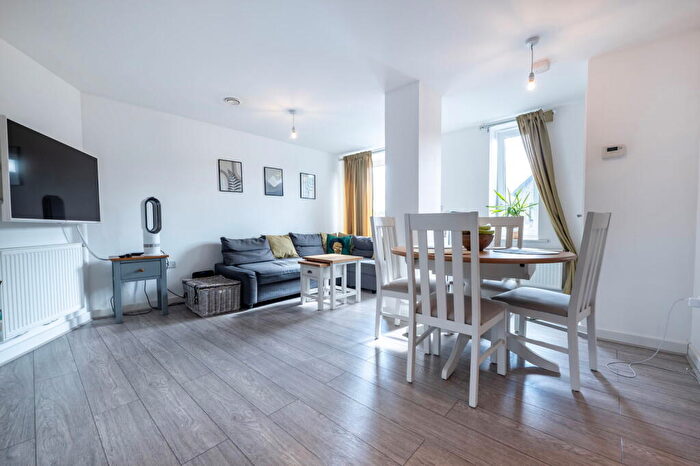 2 Bedroom Flat For Sale In Homesdale Road, Bromley, BR2