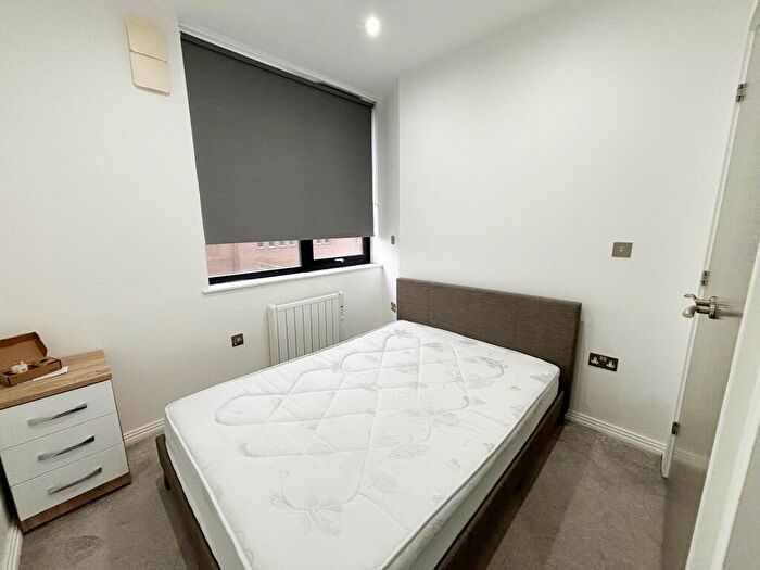 2 Bedroom Apartment To Rent In Knights House, Parade, Sutton Coldfield, West Midlands, B72