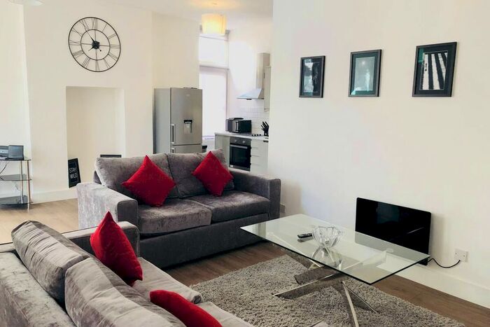 2 Bedroom Flat To Rent In Knightsbridge, London, SW1X