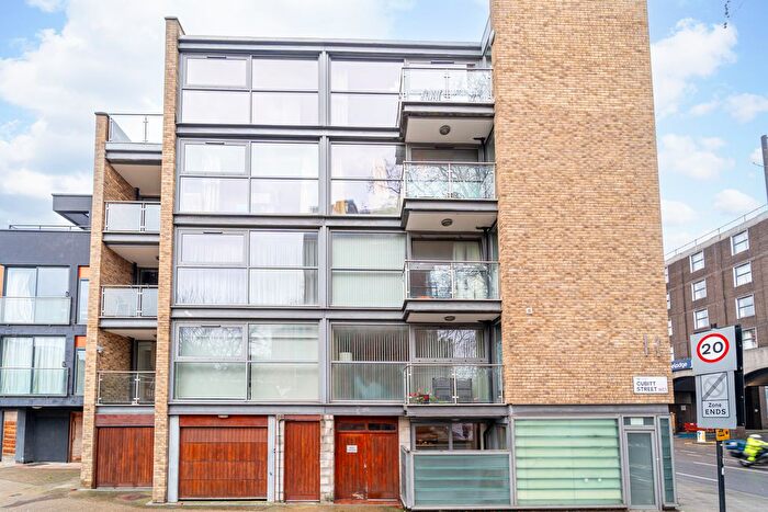 2 Bedroom Flat For Sale In Cubitt Street, Clerkenwell, London, WC1X