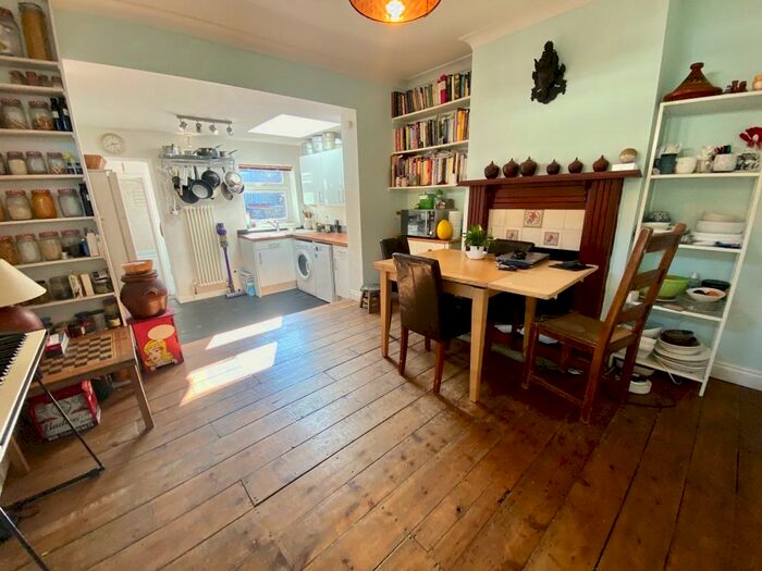 3 Bedroom House To Rent In Silver Street, NR3