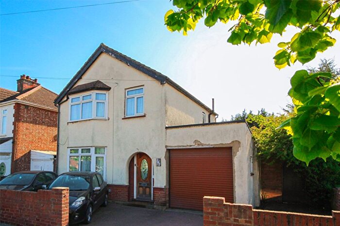 3 Bedroom Detached House For Sale In London Road, Bedford, Bedfordshire, MK42