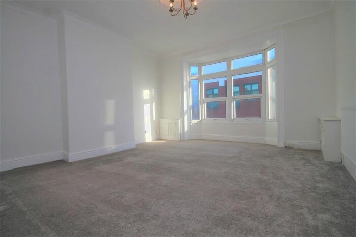 1 Bedroom Flat To Rent In High Street, Harborne, Birmingham, B17