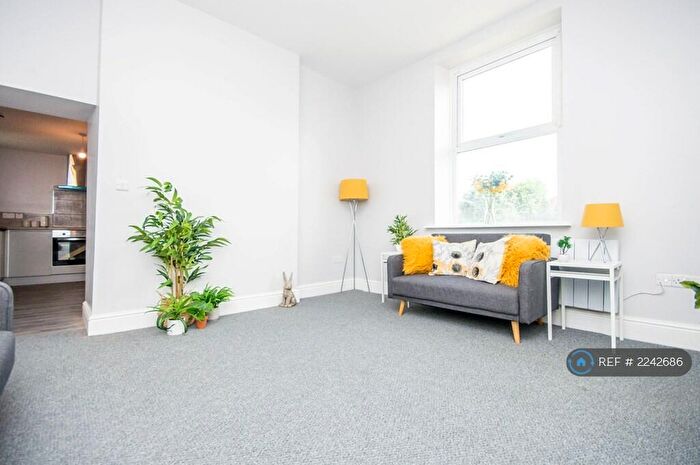 1 Bedroom Flat To Rent In Rochdale Road, Bacup, OL13