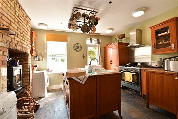 2 Bedroom Semi-Detached House For Sale In South Road, South Ockendon, Essex, RM15