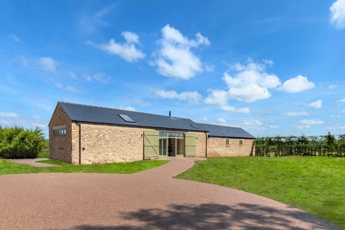 2 Bedroom Barn Conversion To Rent In Abthorpe, Nr Silverstone, NN12