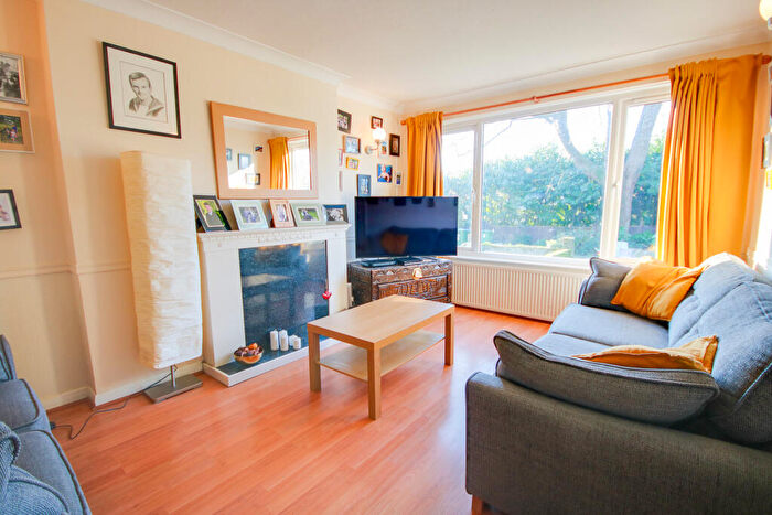 3 Bedroom Terraced House For Sale In Bitterne Village! Kitchen/breakfast Room! A Must See!, SO18