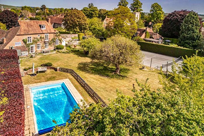 6 Bedroom Detached House For Sale In The Corner House, South Stoke, RG8