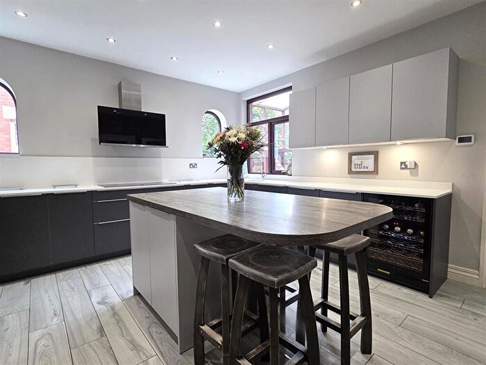 5 Bedroom Semi-Detached House For Sale In Ansdell Road South, Ansdell, Lytham St Annes, FY8