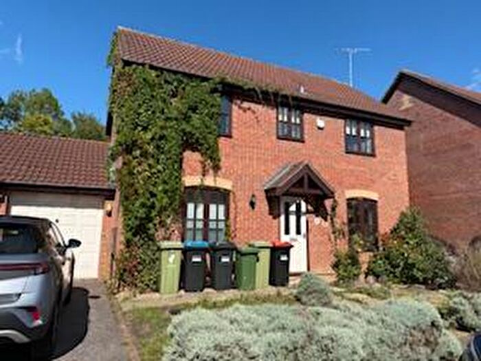 3 Bedroom House To Rent In Alstonefield, Emerson Valley, Milton Keynes, MK4