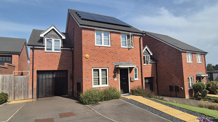 3 Bedroom Detached House For Sale In Heritage Way, Southam, CV47