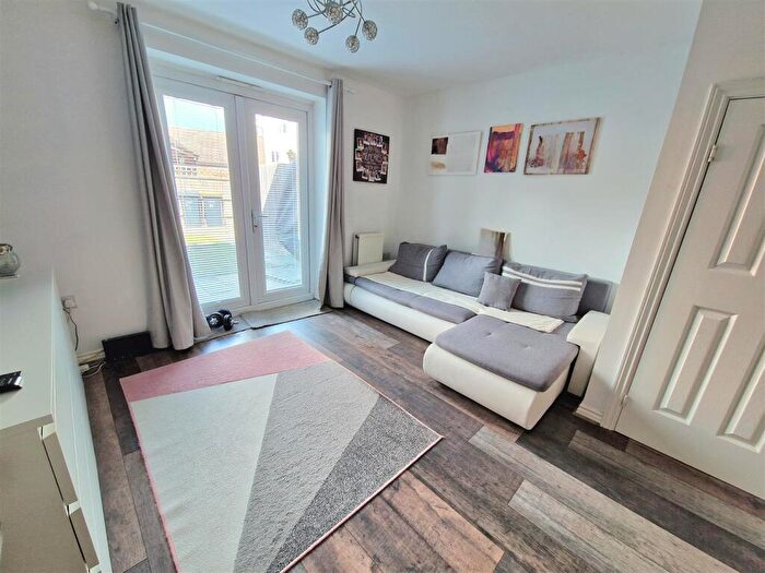 2 Bedroom Terraced House For Sale In Brooklands Avenue, Wixams, Bedford, MK42
