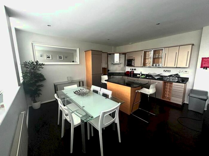 2 Bedroom Flat To Rent In North Street, Brighton, BN1