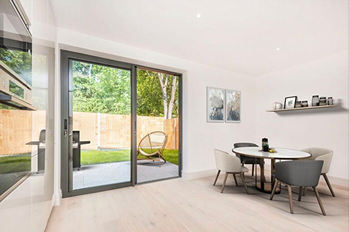 3 Bedroom Terraced House For Sale In Hardel Rise, Tulse Hill, SW2