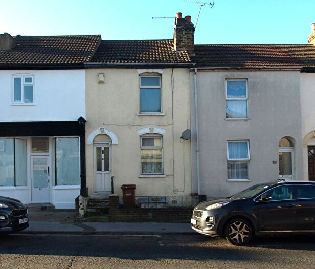 3 Bedroom Terraced House To Rent In Gillingham, ME7