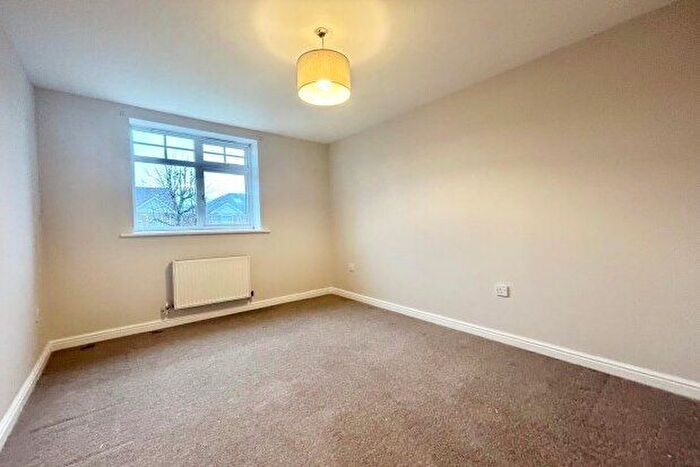 2 Bedroom Flat To Rent In Benny Hill Close, Eastleigh, SO50