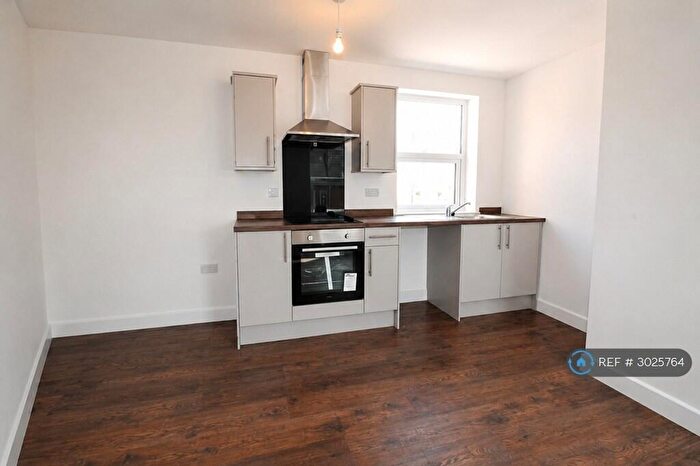 1 Bedroom Flat To Rent In Rifle St, Nottingham, NG7
