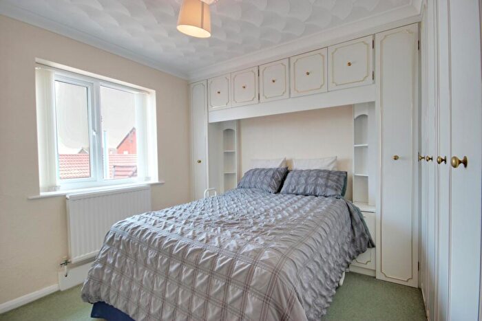 2 Bedroom Flat For Sale In Durham Mews Butt Lane, Beverley, HU17