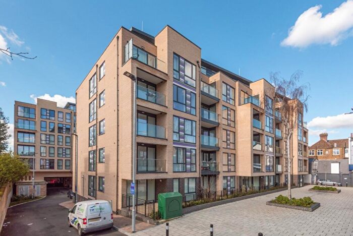 1 Bedroom Apartment For Sale In Grove Place, London, SE9