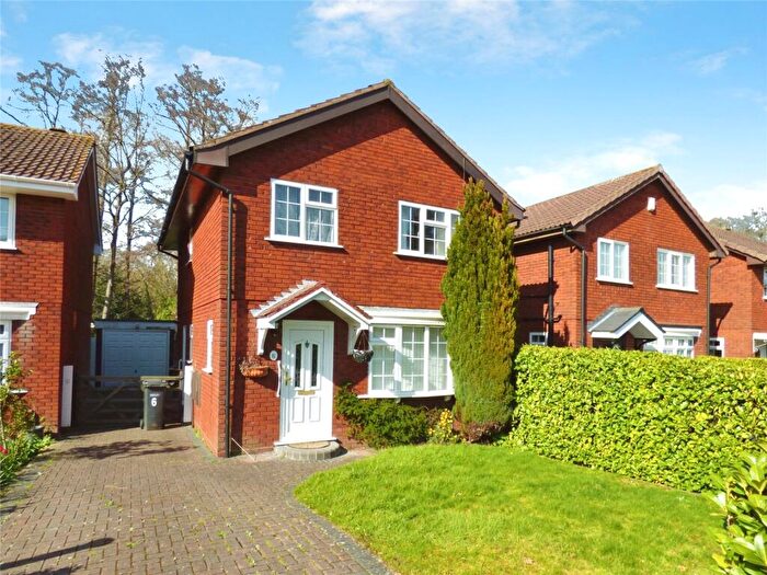 3 Bedroom Detached House For Sale In Orchard Court, Botley, Southampton, SO30