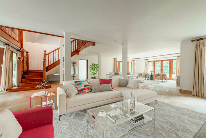 7 Bedroom Detached House To Rent In Winkfield Road, Ascot, SL5