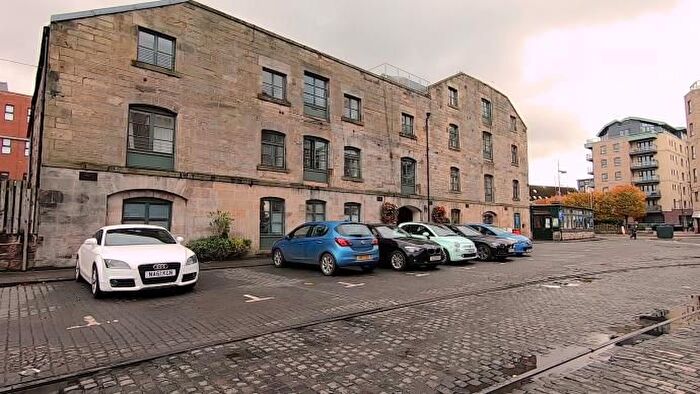 2 Bedroom Flat To Rent In Commercial Street, Edinburgh, EH6