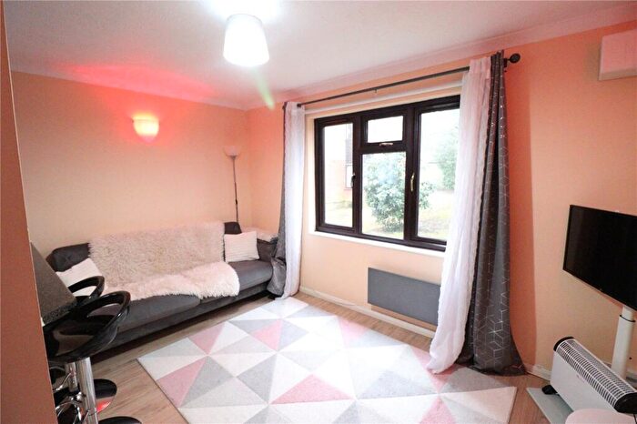 1 Bedroom Apartment To Rent In Flemming Walk, Pasteur Close, London, NW9