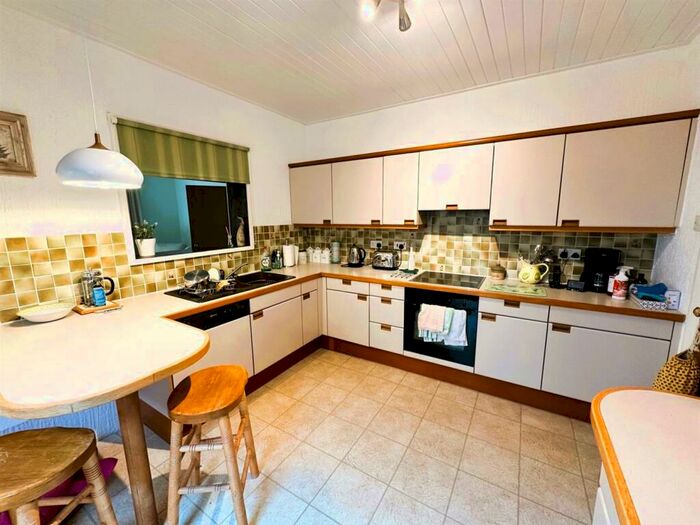 3 Bedroom Detached House For Sale In Woodland Way, Petts Wood East, Kent, BR5