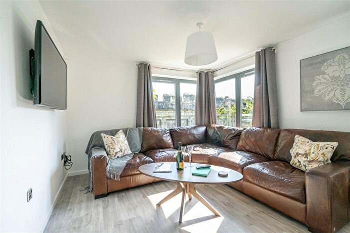 2 Bedroom Flat To Rent In Mcquades Court, York, YO1