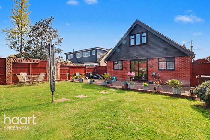 4 Bedroom Detached House For Sale In Drake Avenue, Minster, ME12