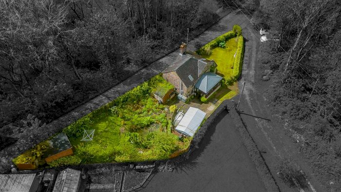 1 Bedroom Cottage For Sale In Park Lane, Cheddleton, Staffordshire, ST13