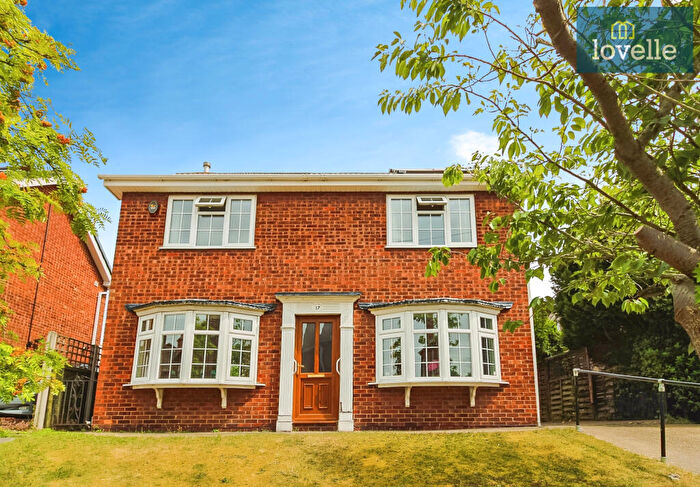 4 Bedroom Detached House For Sale In Abbey Drive West, Grimsby, DN32