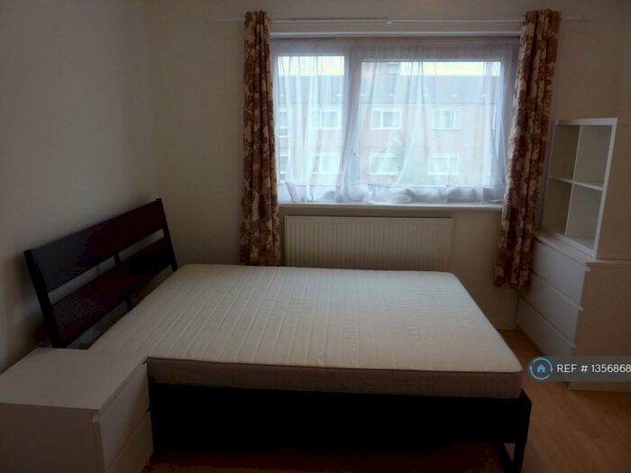 5 Bedroom Flat To Rent In Patrick Connolly Gardens, London, E3