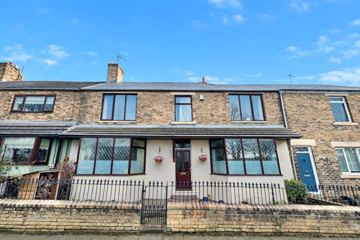 5 Bedroom Terraced House For Sale In High Grange, Crook, DL15