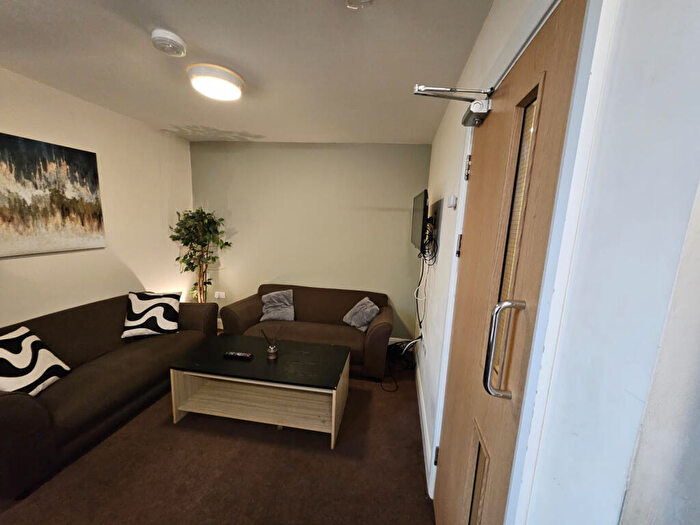 1 Bedroom Flat To Rent In Queen Street, Lancaster, LA1