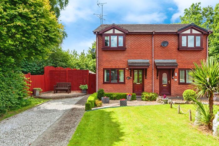 2 Bedroom Semi-Detached House For Sale In Cil Y Coed, Ruabon, Wrexham, LL14