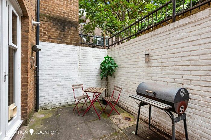 1 Bedroom Flat For Sale In Shacklewell Lane, London, E8