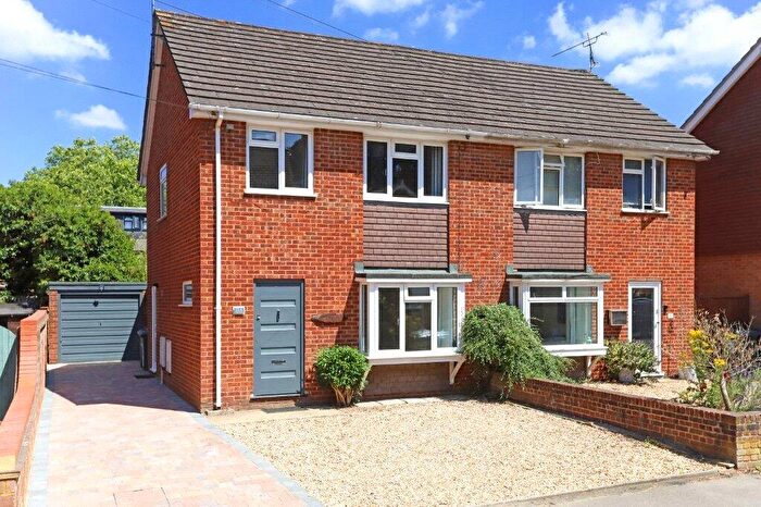 3 Bedroom Semi Detached House For Sale In St. Georges Road, Farnham, Surrey, GU9