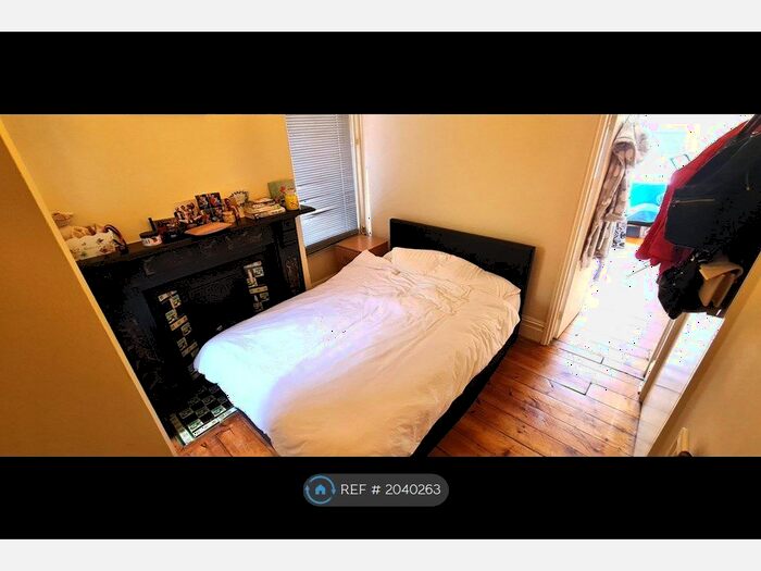 1 Bedroom Flat To Rent In Darwin Road, Southampton, SO15