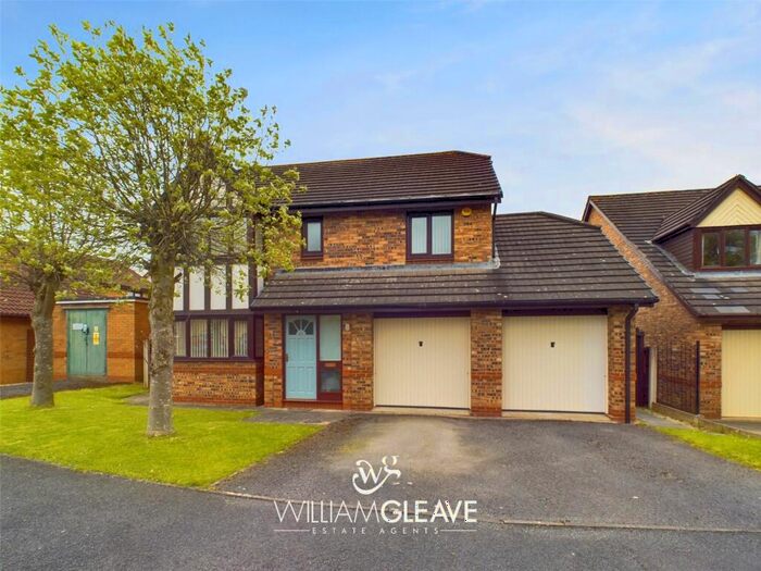 4 Bedroom Detached House For Sale In Llys Derwen, Higher Kinnerton, Chester, Flintshire, CH4