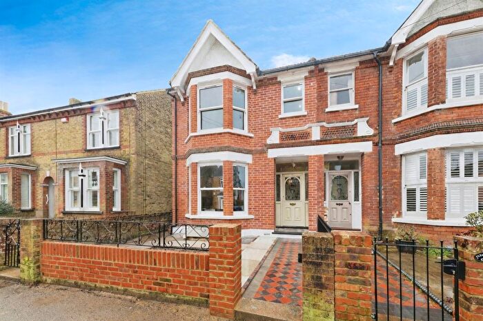 3 Bedroom Semi Detached House For Sale In Athelstan Road, Faversham, ME13