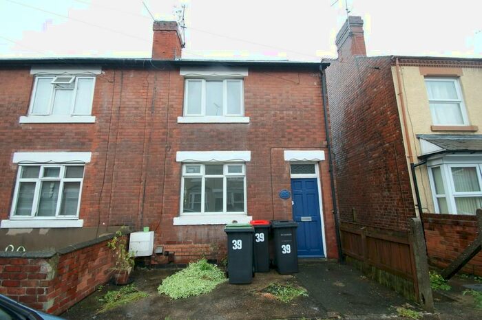 2 Bedroom End Of Terrace House To Rent In Victory Road, , Beeston, NG9