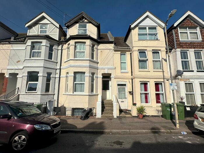 4 Bedroom Terraced House To Rent In Broadmead Road, Kent, CT19