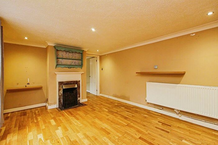 4 Bedroom Detached House For Sale In Newmarket Road, Stretham, Ely, CB6