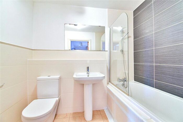 2 Bedroom Apartment To Rent In Didsbury Gate, Houseman Crescent, West Didsbury, Manchester, M20