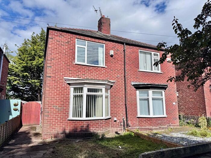 2 Bedroom Semi Detached House For Sale In Hewitson Road, Darlington, DL1
