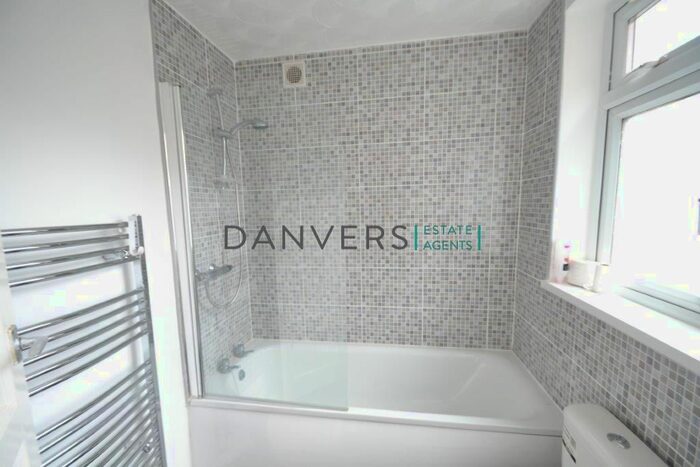 4 Bedroom Terraced House To Rent In Stuart Street, Leicester, LE3