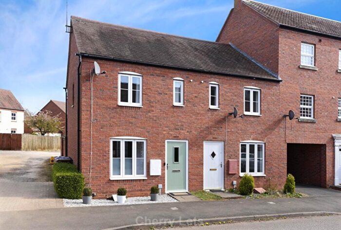2 Bedroom Terraced House To Rent In Winter Gardens Way, Banbury, OX16