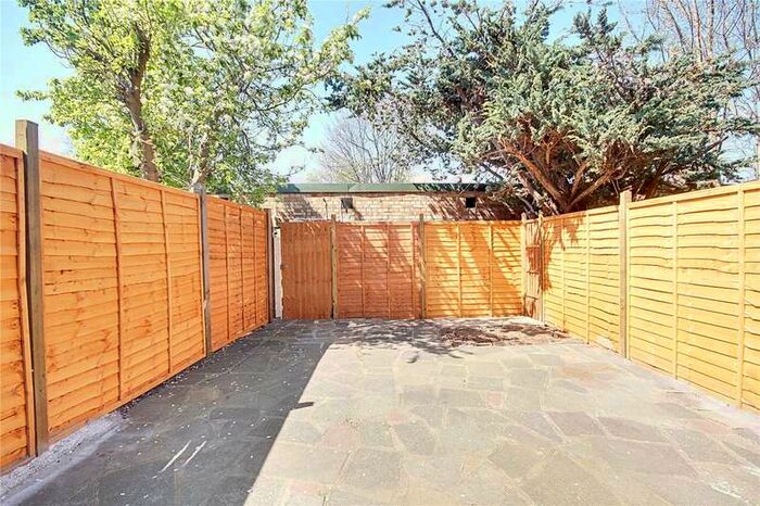 4 Bedroom House To Rent In Oxford Close, London, N9